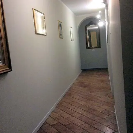 住宿加早餐酒店 拉佛塞拉住宿加早餐旅馆 3*