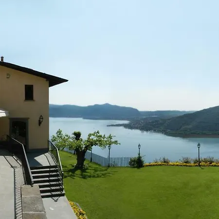 Bed & Breakfast La Forcella 3*